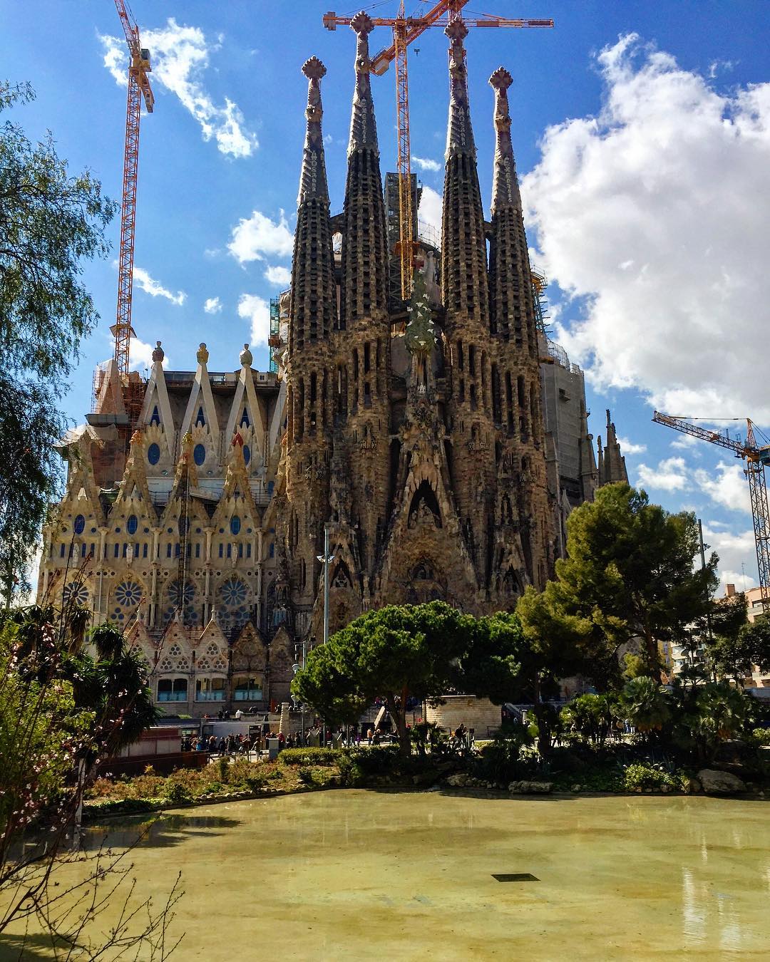 Sagrada Família, such a beautiful building. Can’t wait to see what it ...